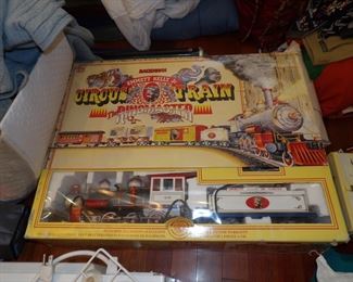 Circus Train Bachmann Ringmaster train set