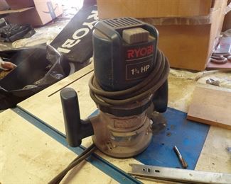 Ryobi router