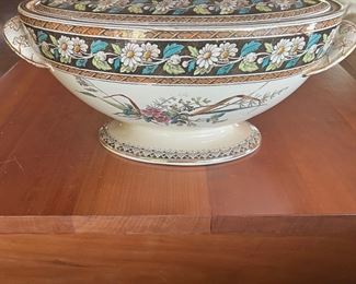 W.T. Copeland & Sons Spode Soup Tureen