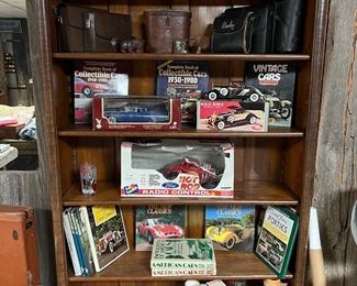 Wooden shelf w Car Memrobillia