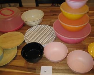 stacking storage containers