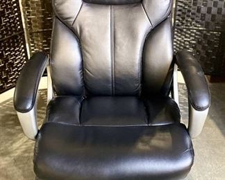 Executive Office Chair