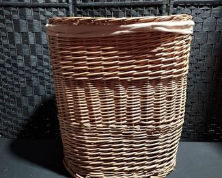 Natural Wicker Laundry Hamper