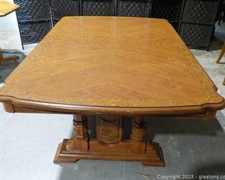 Vintage Wooden Dining Table with 2 Pedestals and Nice Burl Like Pattern Around the Perimeter