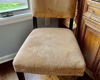 23. Michael Weiss for Vanguard Furniture Side Chair w/ Nailhead Detail (21" x 21" x 36")