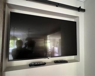 36. Sony Bravia TV (42")