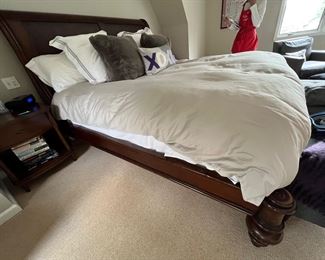58. King Sleigh Bed (60"h)