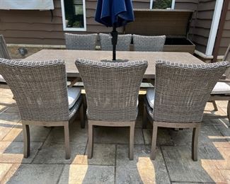 78. Summer Classics Metal Dining Table (84" x 42.5" x 30") and 8 Chairs 2 Arm 6 Side and Navy Umbrella w/ Cushions and Covers