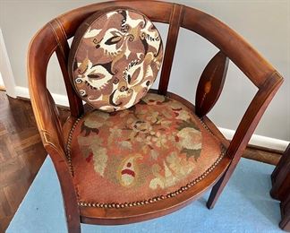 Corner chair inlaid 