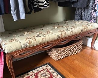 Silk Uphol Bench