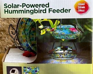 Wild Wings Solar Powered Hummingbird Feeder