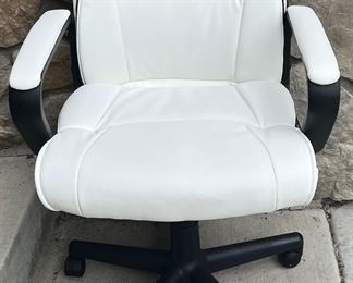 Amazon Basics White & Black Faux Leather Office Chair