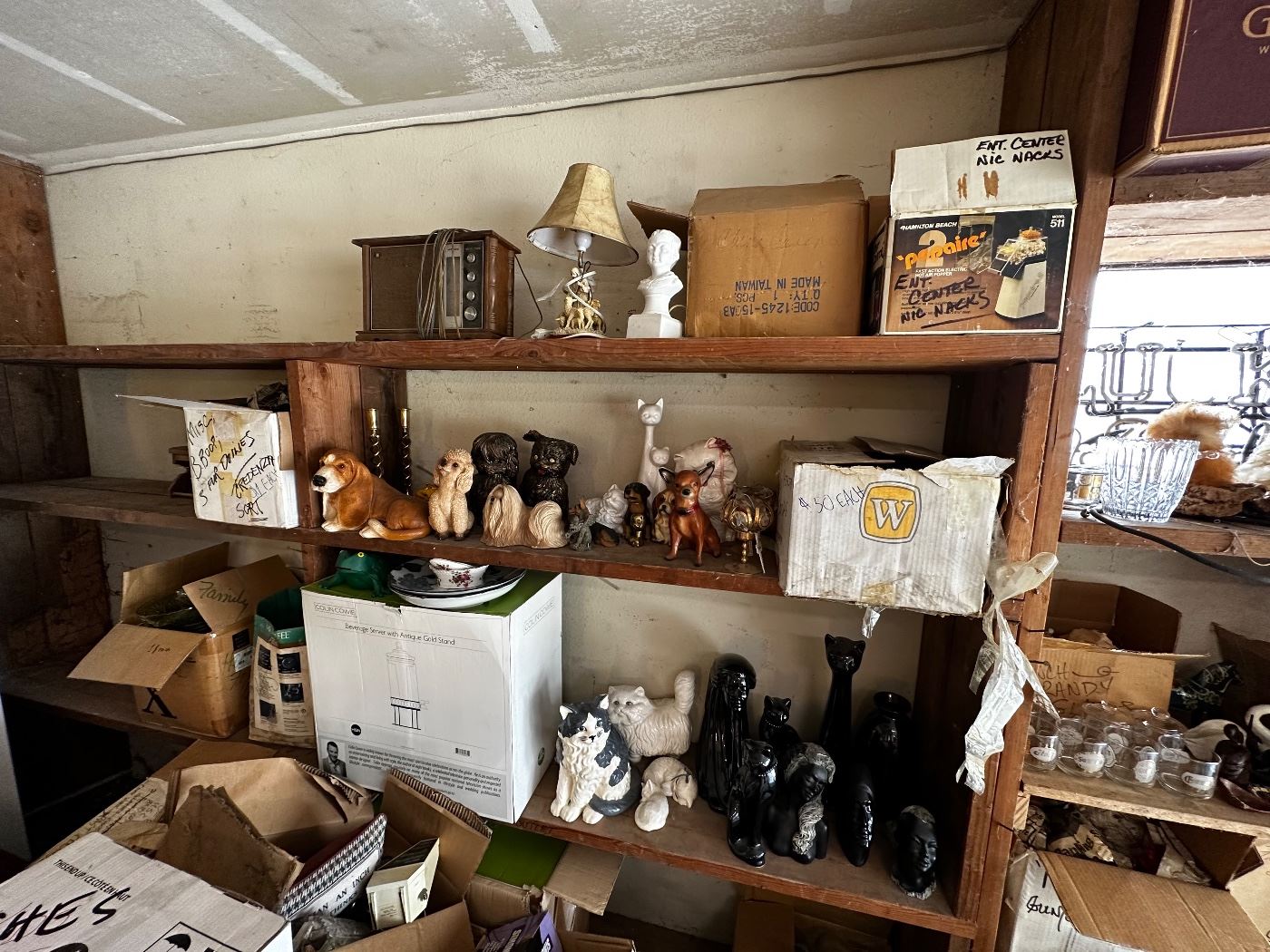 A Pickers Dream Betty Boop Vintage in Riverside, CA starts on 6/23/2023