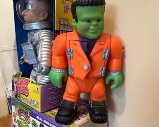 1992 Playscool Big Frank