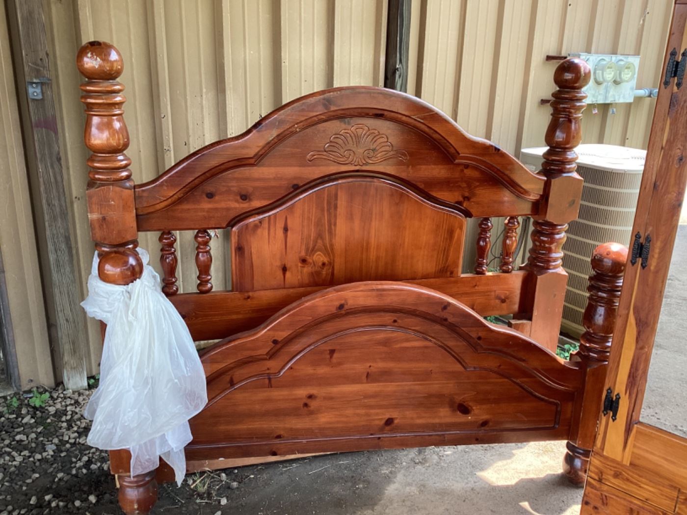 Estate Sale ! Great Antiques & Vintage Homer, Ga starts on 6/29/2023