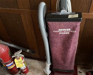 older Hoover perfect for shop clean ups