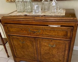 beautiful sideboard/ top sections open