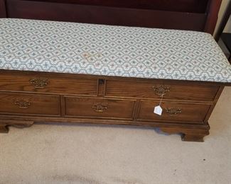 Lane cedar chest