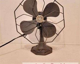 GE Octagonal 4 Blade Ocillating Fan.
