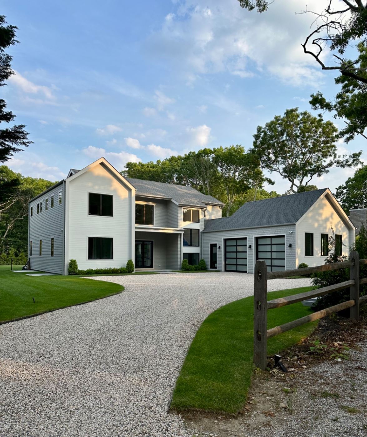 Estate sales by Yasemin in East Hampton, NY starts on 6/16/2023