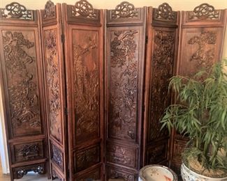 Carefully carved 6-panel screen