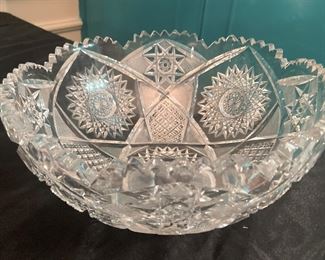 Cut glass bowl