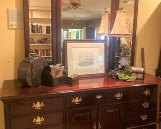 Triple coordinating dresser and tri-fold mirror