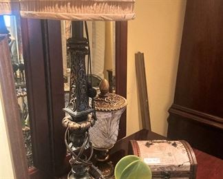 Another decorative lamp