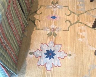 Large rug - 9 feet x 13 feet