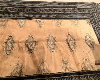 Rug - 4 feet x 6 feet 6 inches