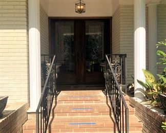 The sale at 4911 Richmond Road is July 27, 28, 29.