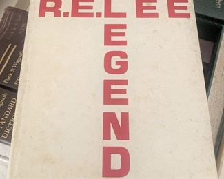 1975 Robert E.  Lee yearbook - Tyler, TX