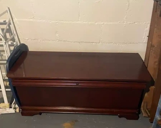 Lane Cedar Chest 