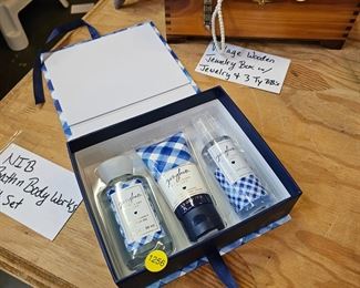 BATH AND BODY WORKS PRODUCTS