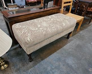  CUSHIONED BENCH 4FT LONG