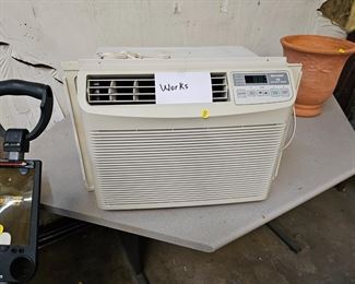 SHARP AC WINDOW UNIT
