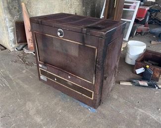  ATLANTA HOMESTEADER WOOD HEATER