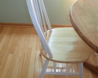 2 TONE WHITE AND WOOD SIDE CHAIR