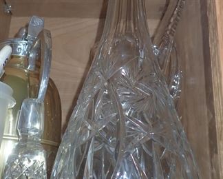 GLASS DECANTER