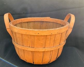 Gorgeous orchard basket in dry pumpkin paint 