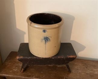 #2 crock with bee sting and turkey tract 