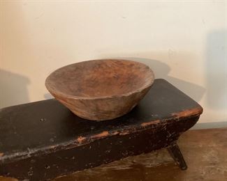 Turned and chipped bowl 