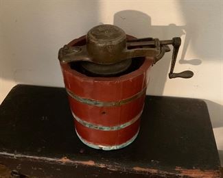 Salesman sample ice cream maker 