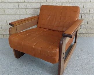 Stunning Mid Century Modern Leather Percival Lafer Low Arm Chair