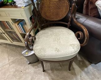 2 unique vintage Italian chairs