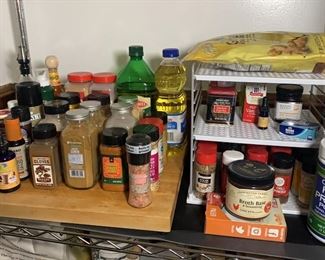 Kitchen Wooden Block & Spices