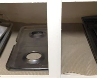 Kitchen Bakeware Lot