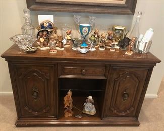 Hawkes Decanter, Hummels, Daum Art Glass Dish, Waterford Candle Holders, Rosenthal Birds, English Minton Porcelain Long Stem 2 Handled Cup / Vase,   Lalique Decanter, Baccarat Vase, Steuben Vase, Orrefors Bowl