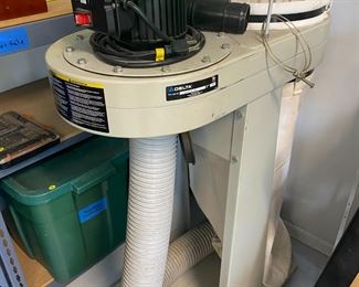Delta Dust Collector