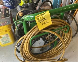 John Deere 3300 PSI Pressure Washer